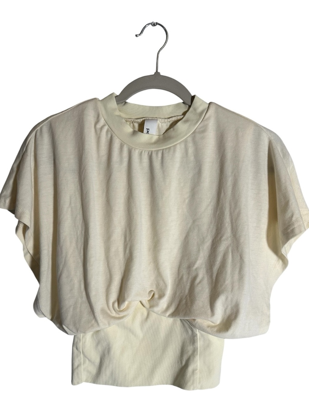 Missguided + Cream Short Sleeve Cropped Tee